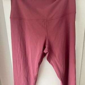 LULULEMON 28” ALIGN PANT
